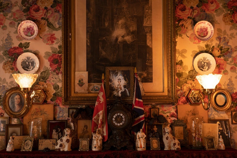 Dennis Severs' House is a still-life atmospheric home, created by the previous owner Dennis Severs. The interior is based on a historical imagination of what life would have been like for a family of Huguenot silk weavers in East London.